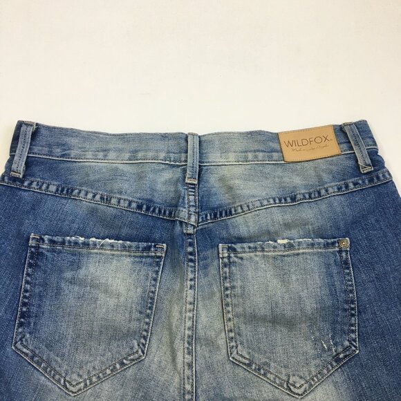 WILDFOX Logo Hardware Bijoux Boyfriend Short Fallen Wash Distressed Denim Shorts - Picture 9 of 10